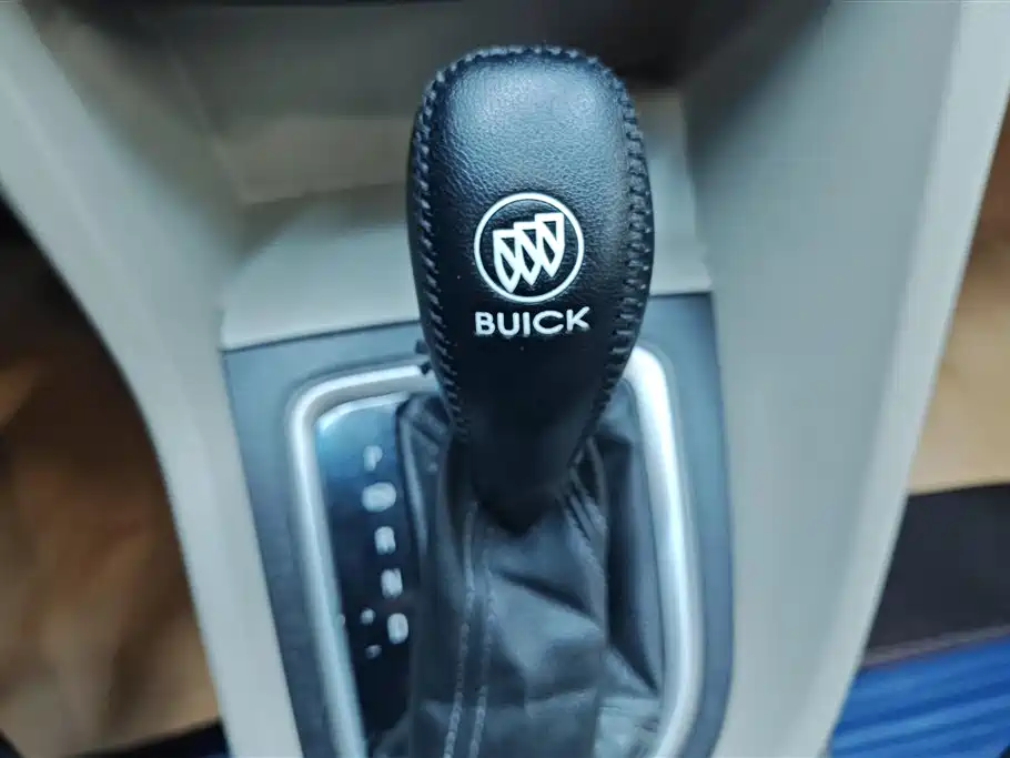 Buick Excelle 2018 — фото 16
