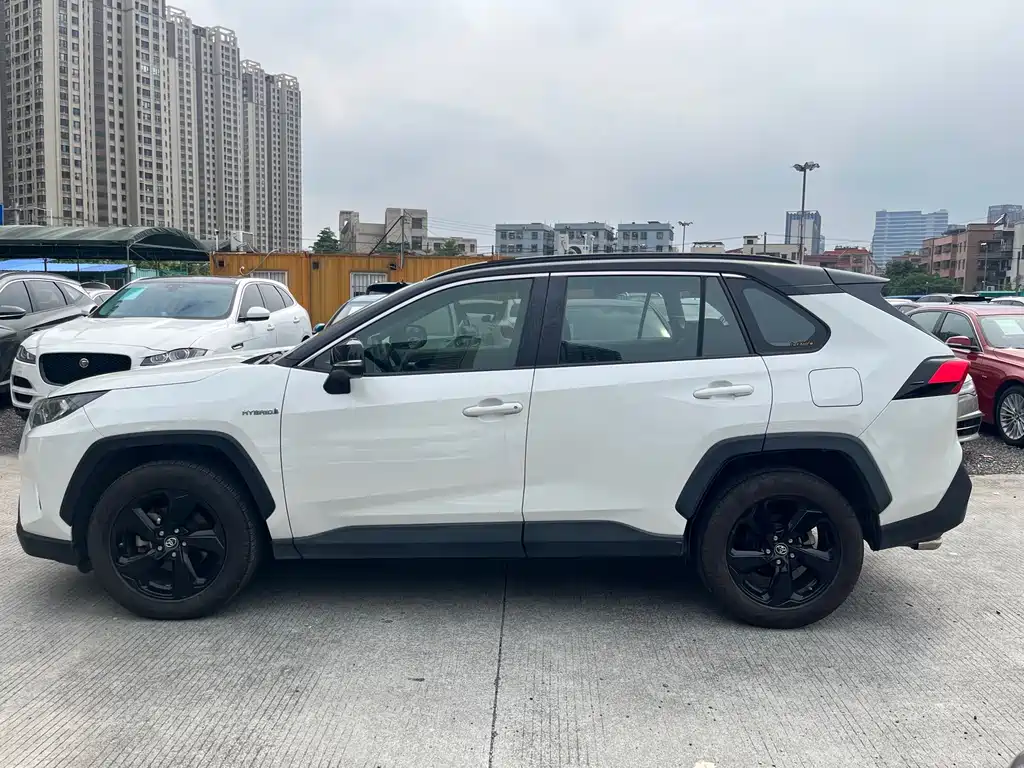 Toyota RAV4 2020