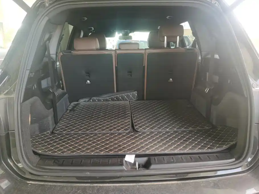 Mercedes-Benz GLB 2023
