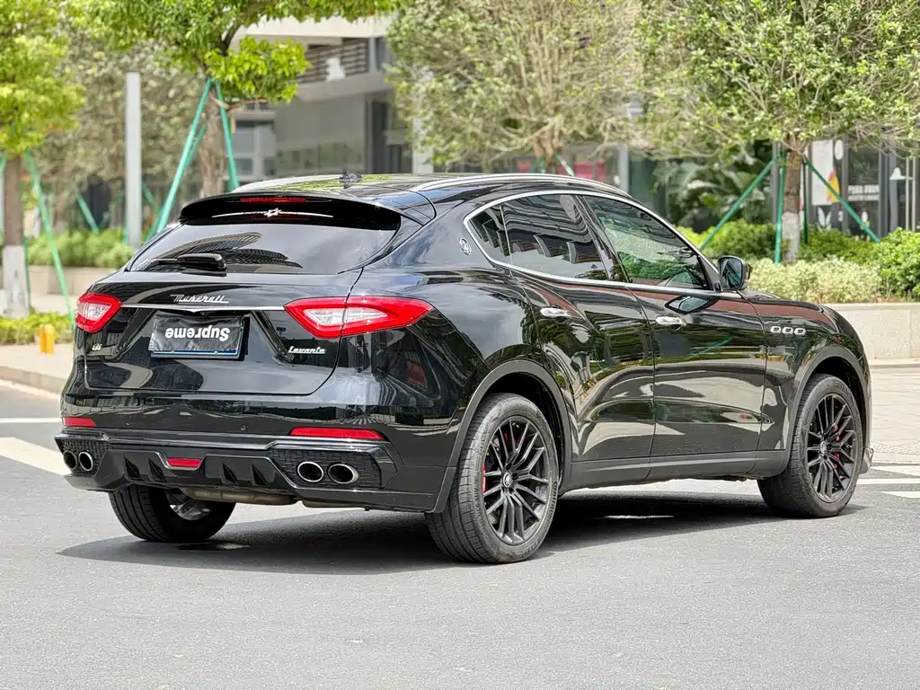 Maserati Levante 2019 — фото 9