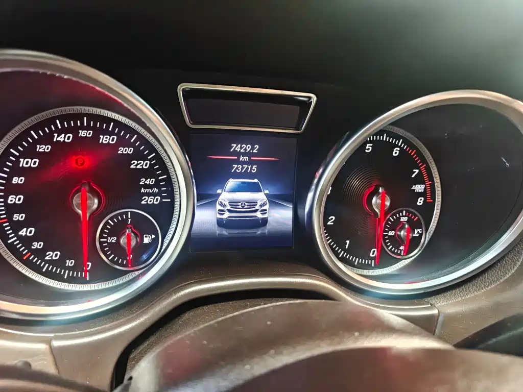 Mercedes-Benz GLE 2017