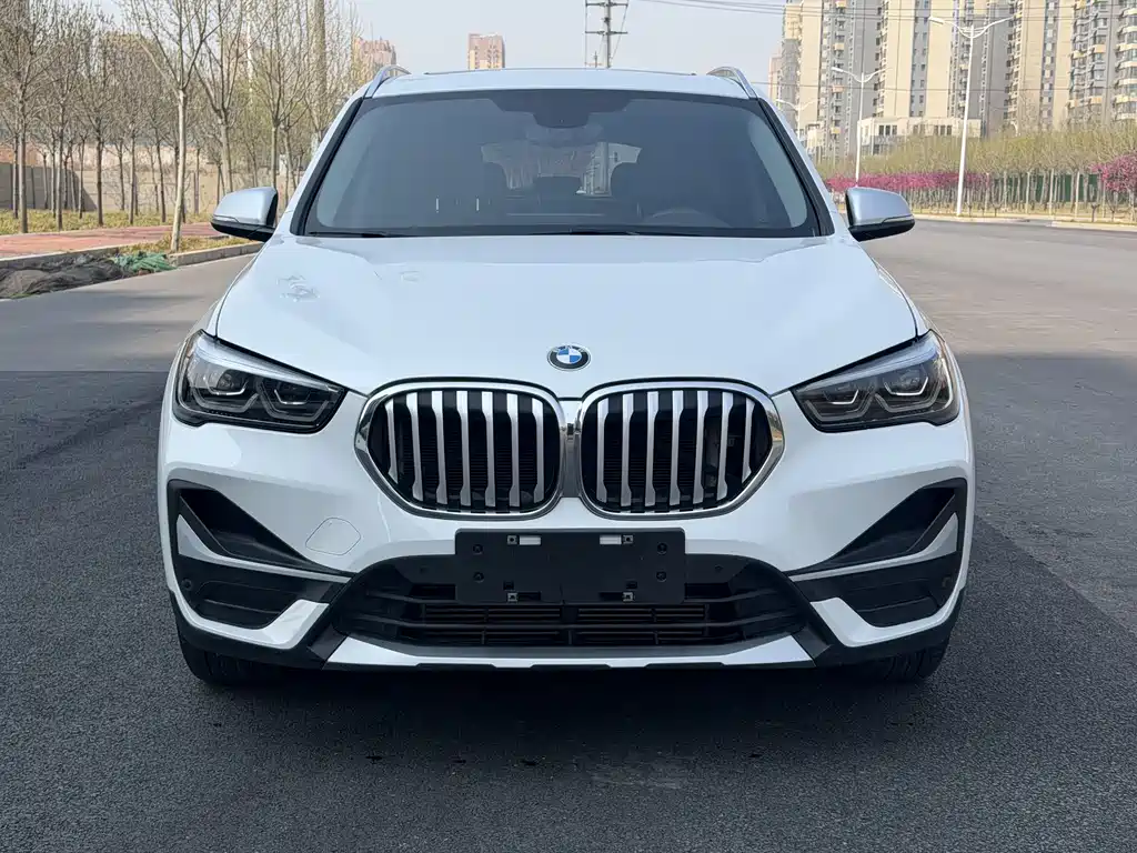 BMW X1 2021 — фото 2