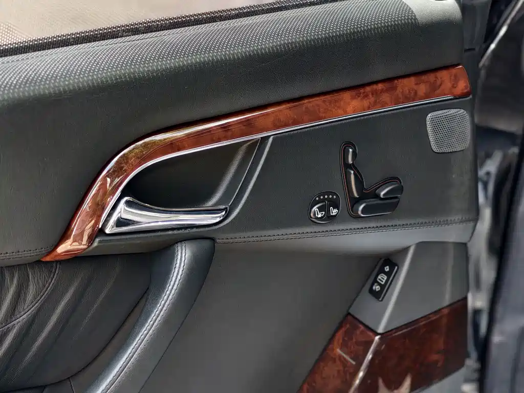 Mercedes-Benz S-Class 2006 — фото 15