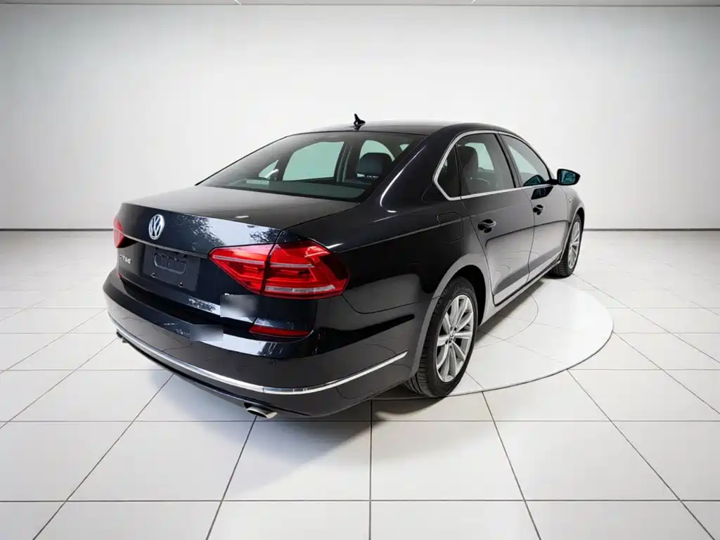 Volkswagen Passat 2017 — фото 12