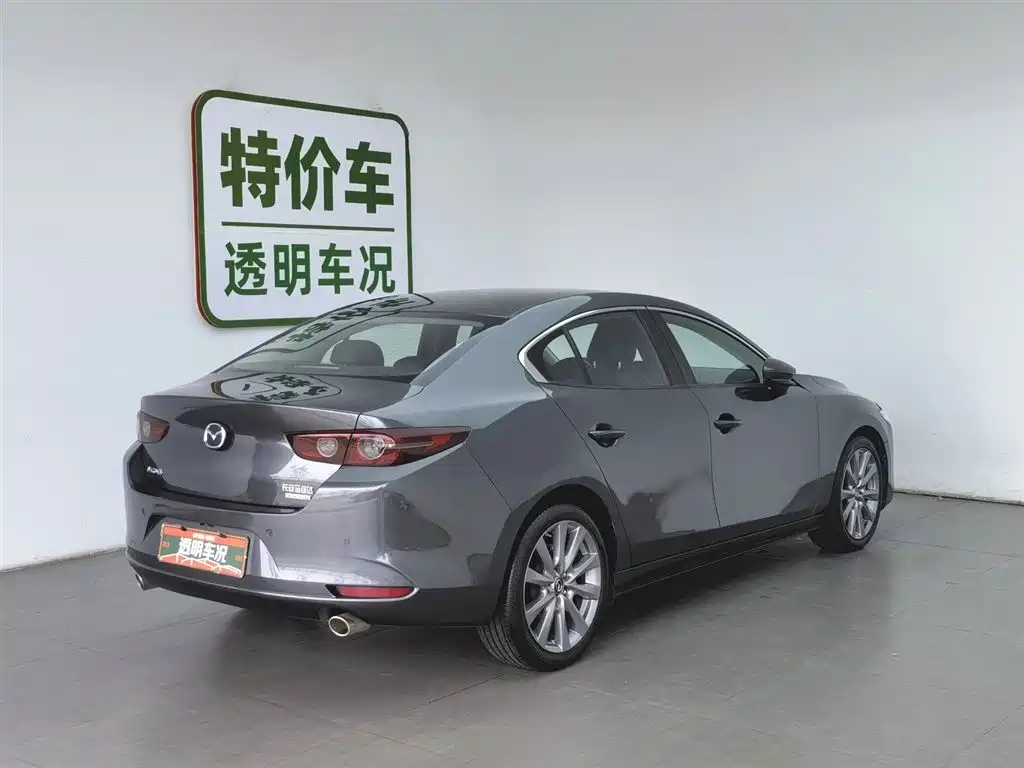 Mazda 3 Axela 2020 — фото 2