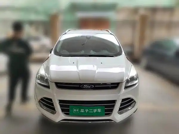 Ford Kuga 2016