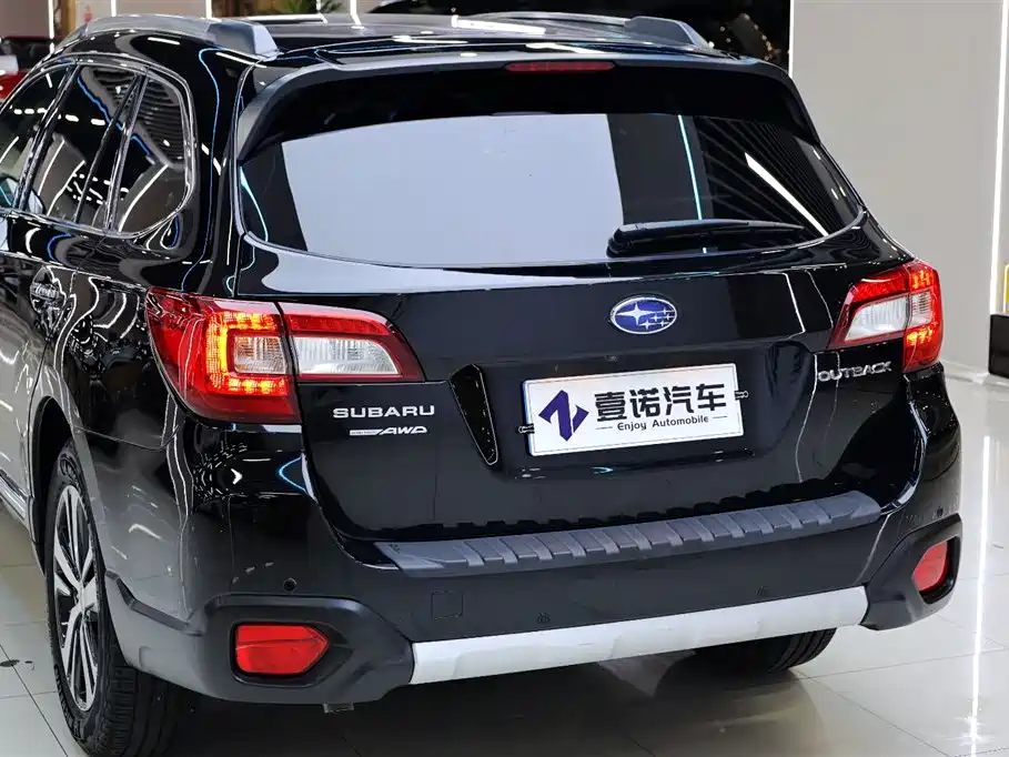 Subaru Outback 2019 — фото 6