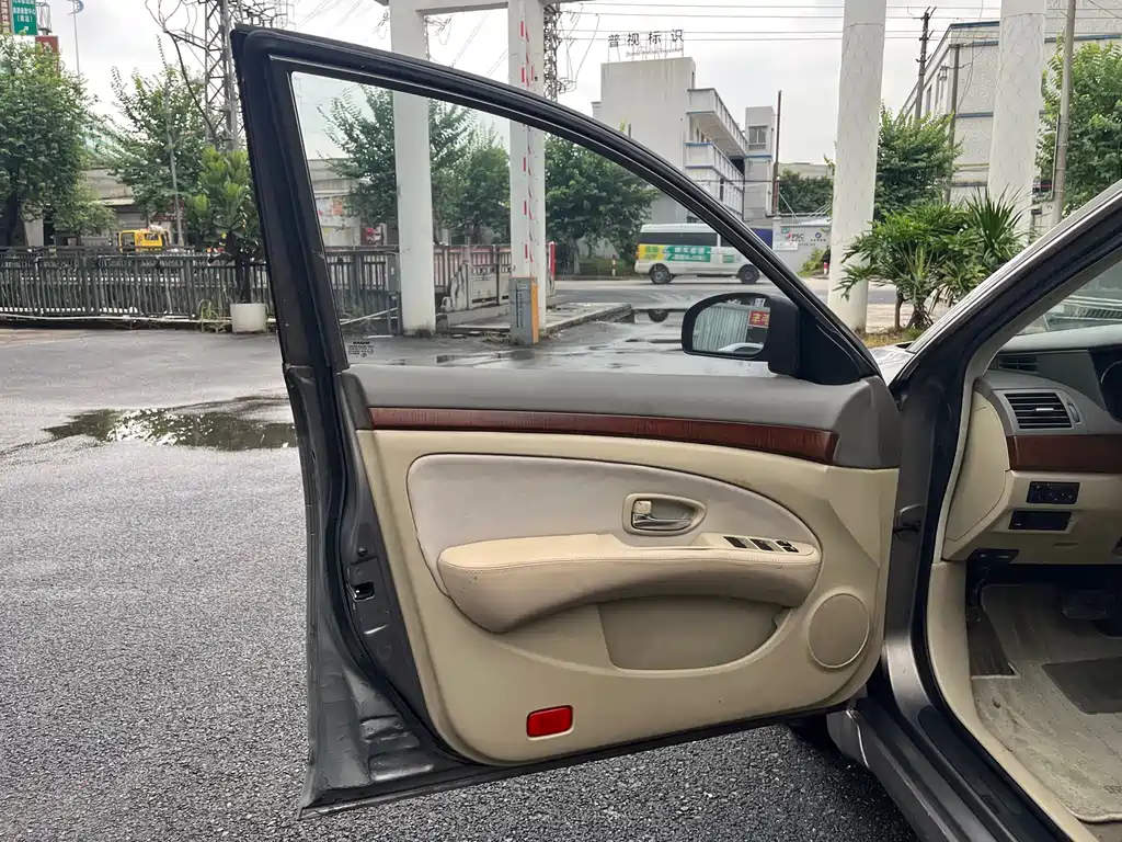 Nissan Sylphy 2009 — фото 10