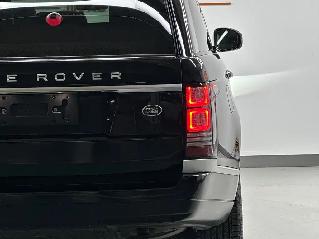 Land Rover Range Rover 2015 — фото 9