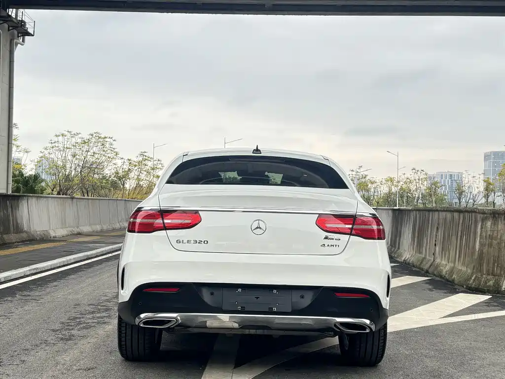 Mercedes-Benz GLE Coupe 2017 — фото 8