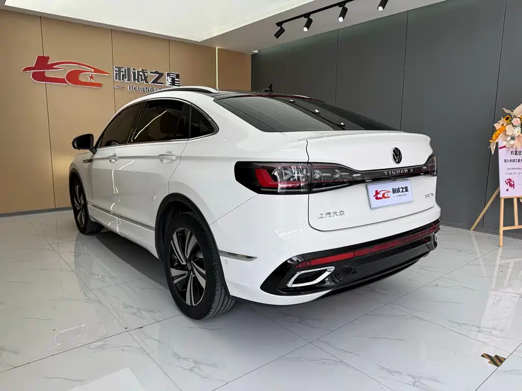 Volkswagen Tiguan X 2023 — фото 9