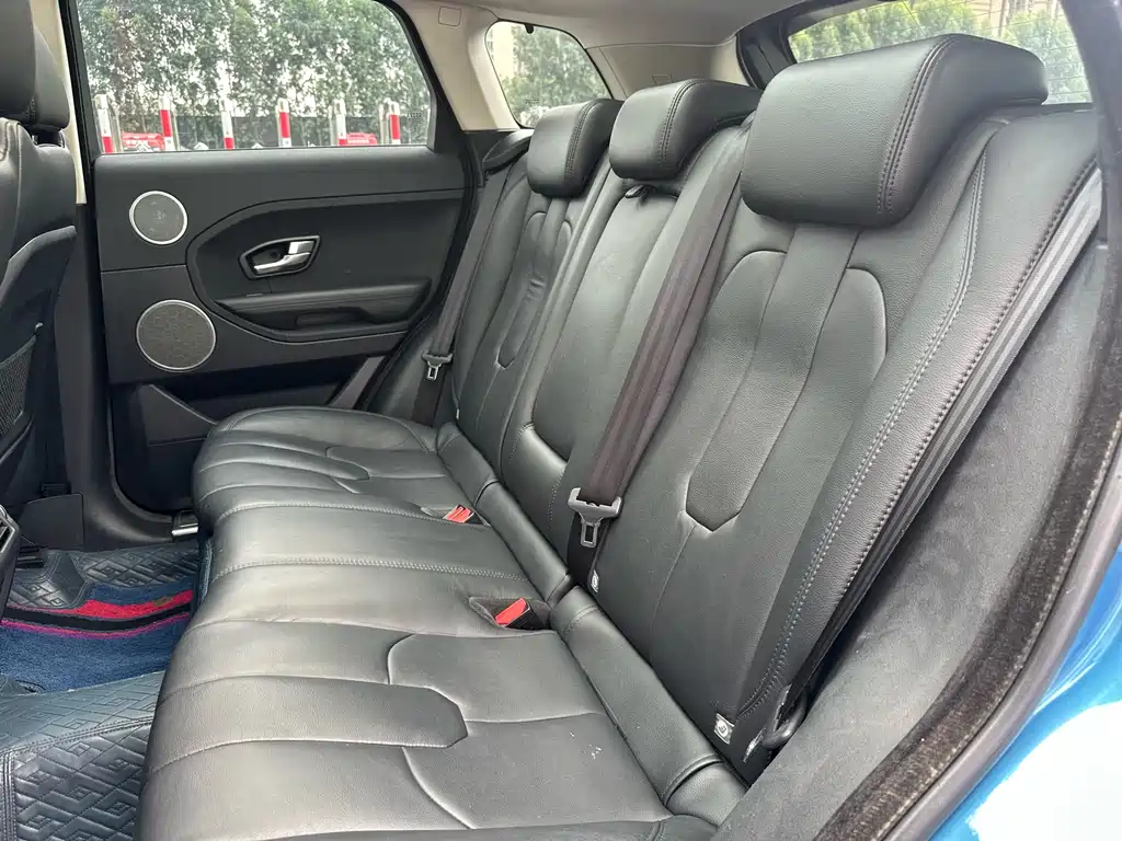 Land Rover Evoque 2015 — фото 11