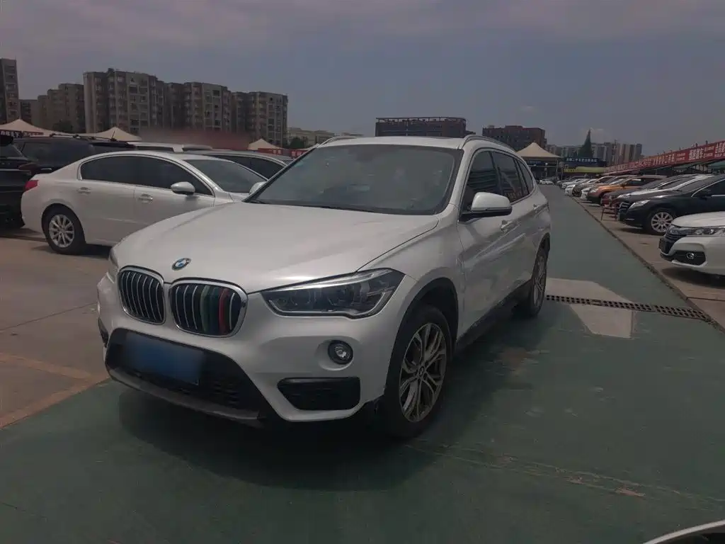 BMW X1 2018 — фото 24