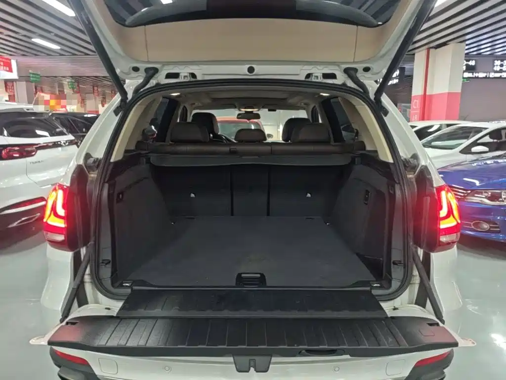 BMW X5 2017 — фото 19