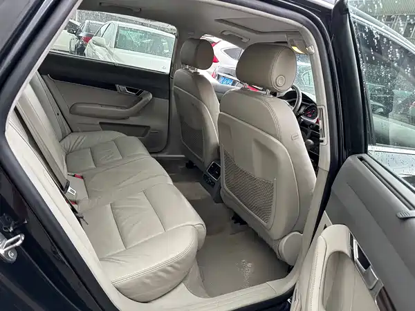 Audi A6L 2010