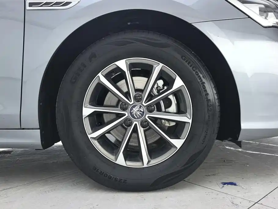 BYD Qin PLUS 2023 — фото 6