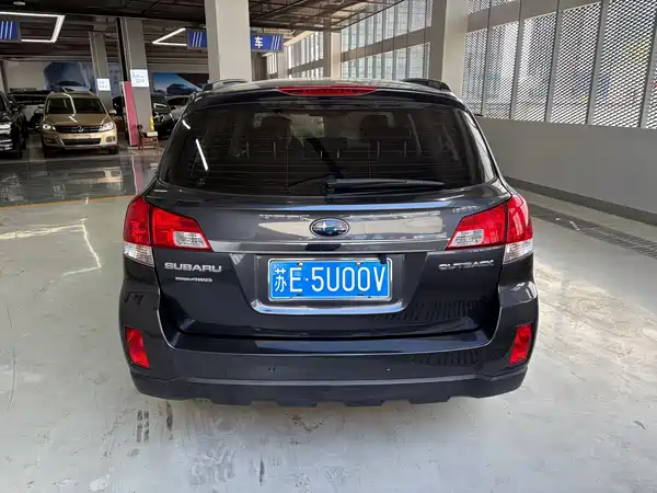 Subaru Outback 2011