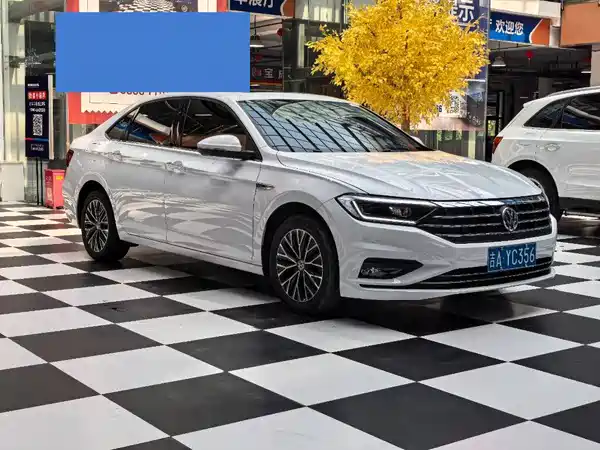 Volkswagen Sagitar 2020
