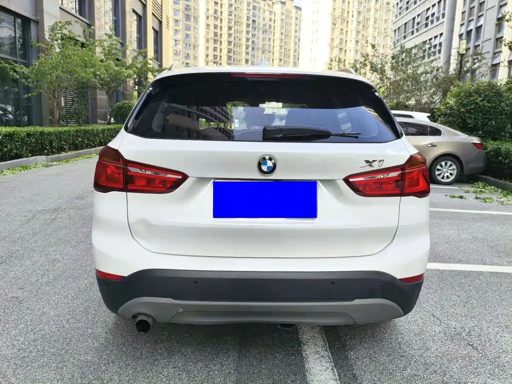 BMW X1 2016 — фото 5