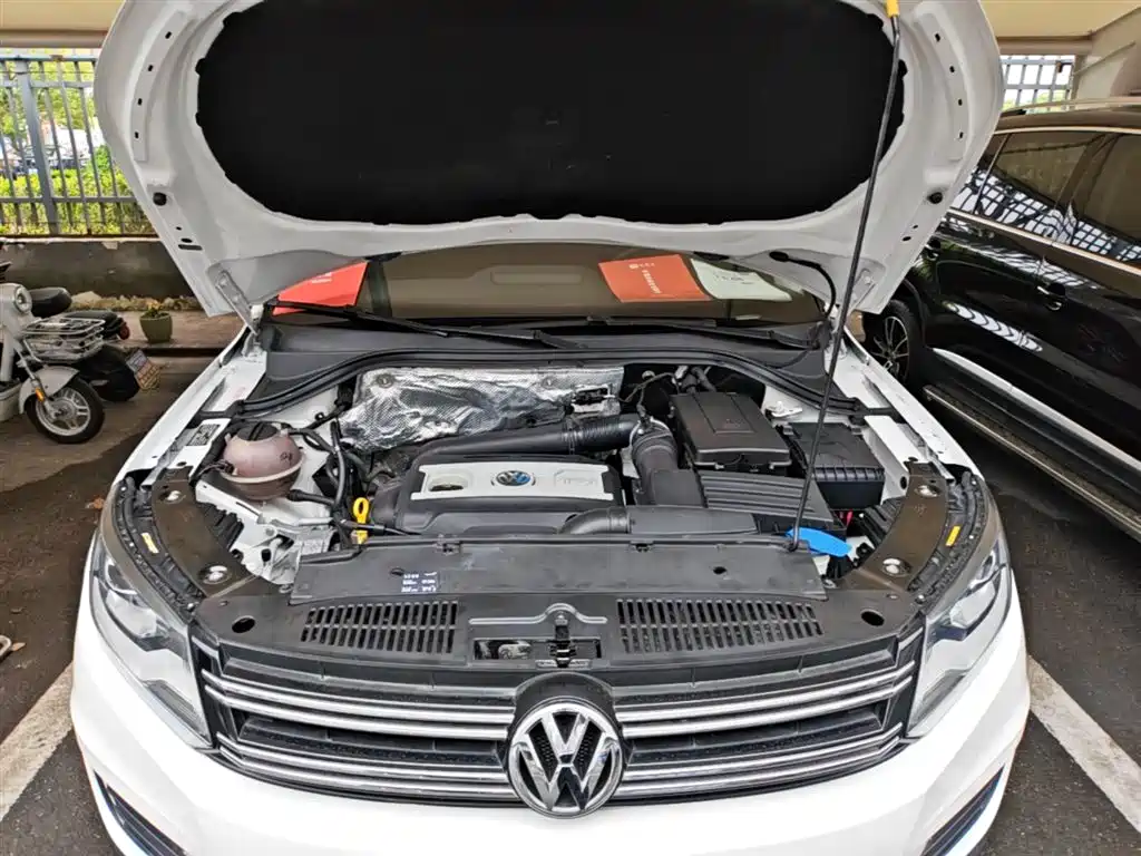 Volkswagen Tiguan 2017 — фото 20