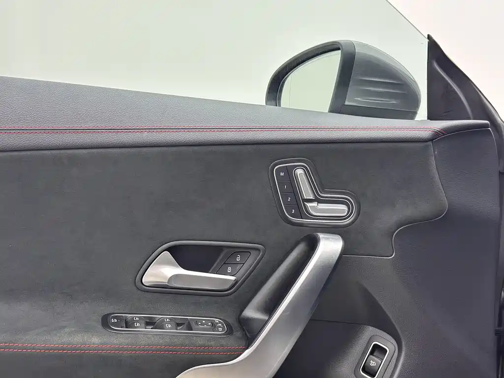 Mercedes-Benz CLA 2021 — фото 3
