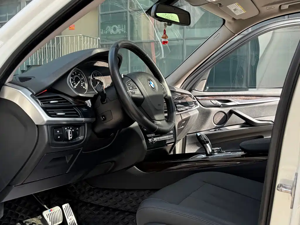 BMW X5 2015 — фото 7