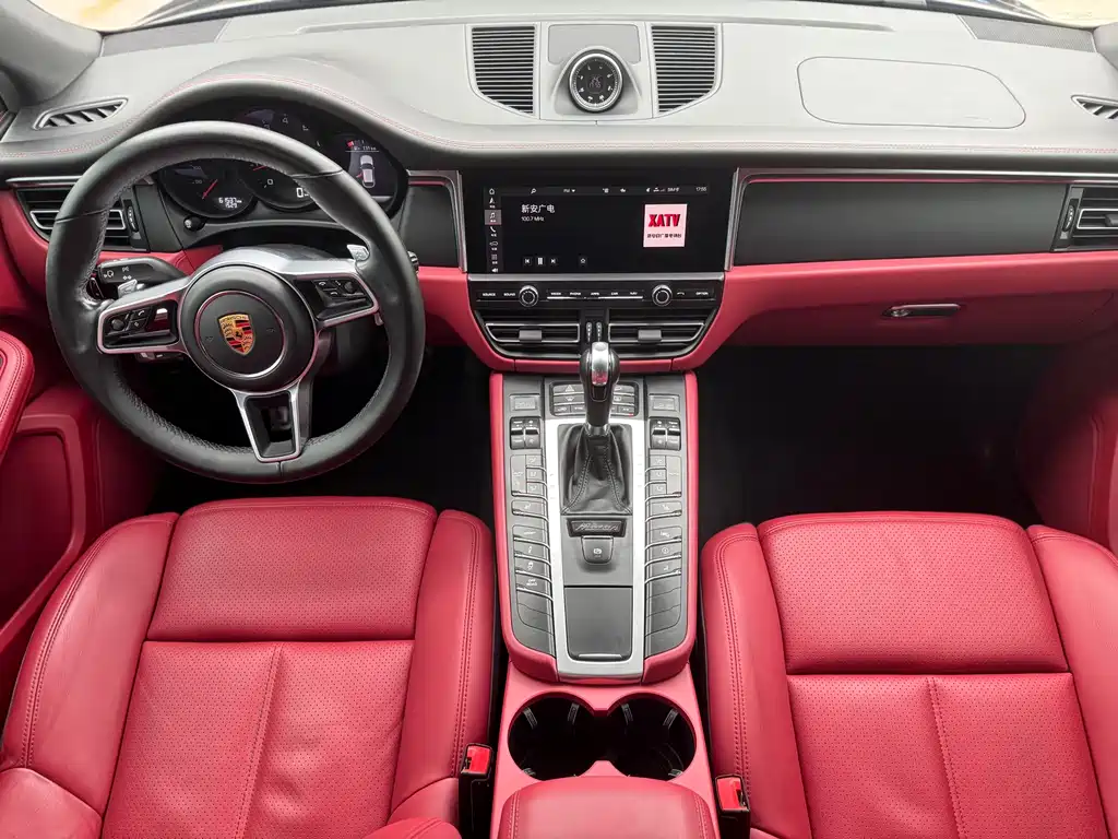 Porsche Macan 2020 — фото 9