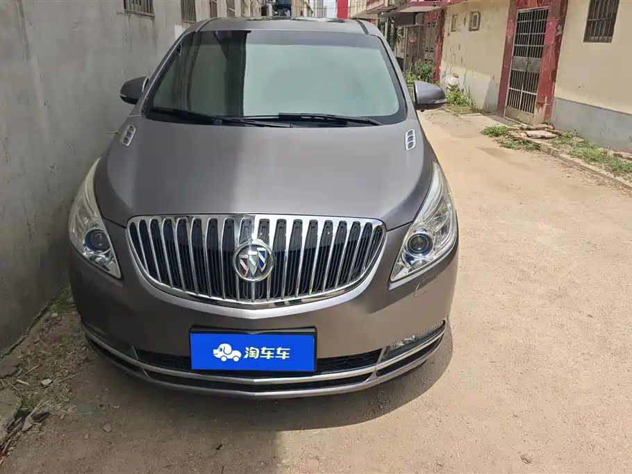 Buick GL8 2012