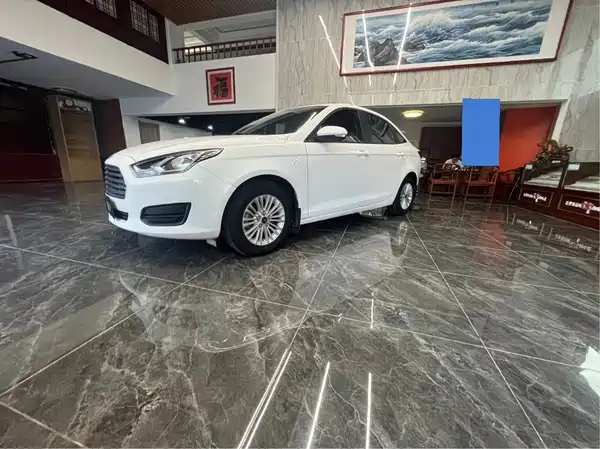 Ford Escort 2018