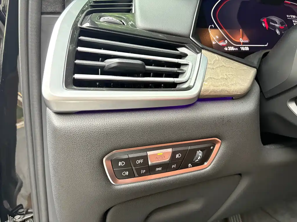 BMW X5 2022