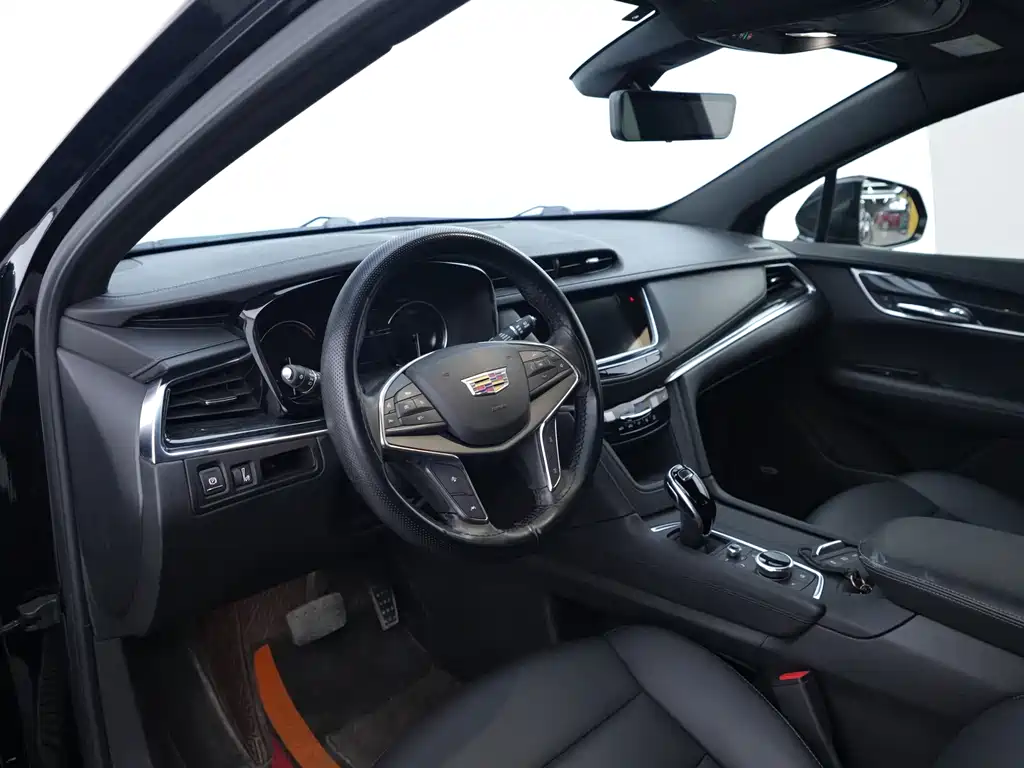 Cadillac XT5 2022 — фото 10