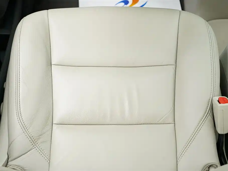 Toyota Sienna 2016 — фото 17