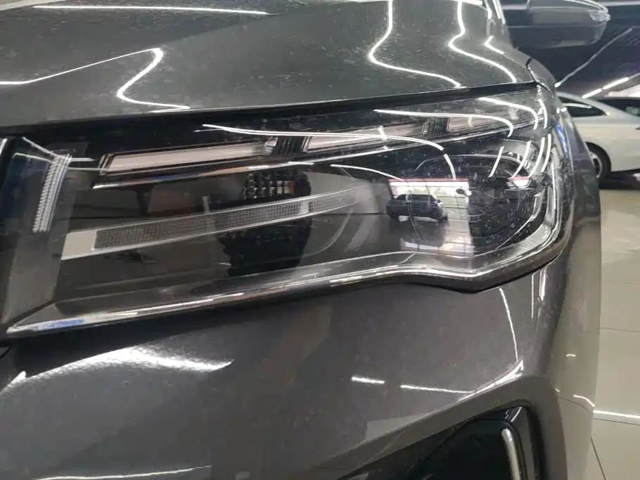 Geely Emgrand 2025