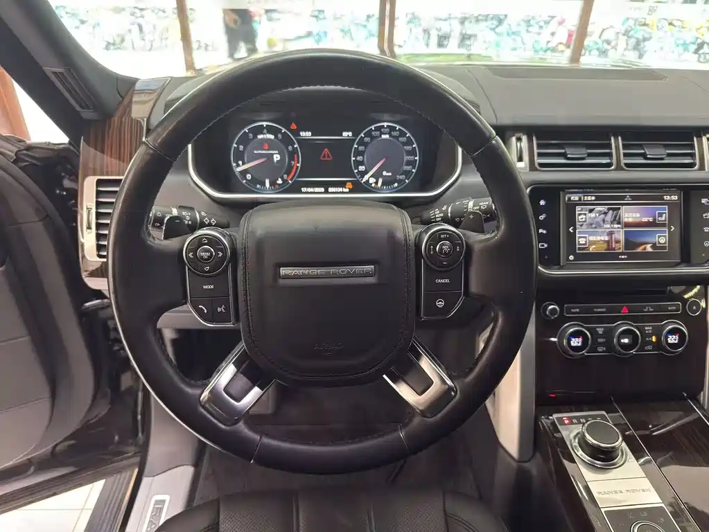 Land Rover Range Rover 2015 — фото 9