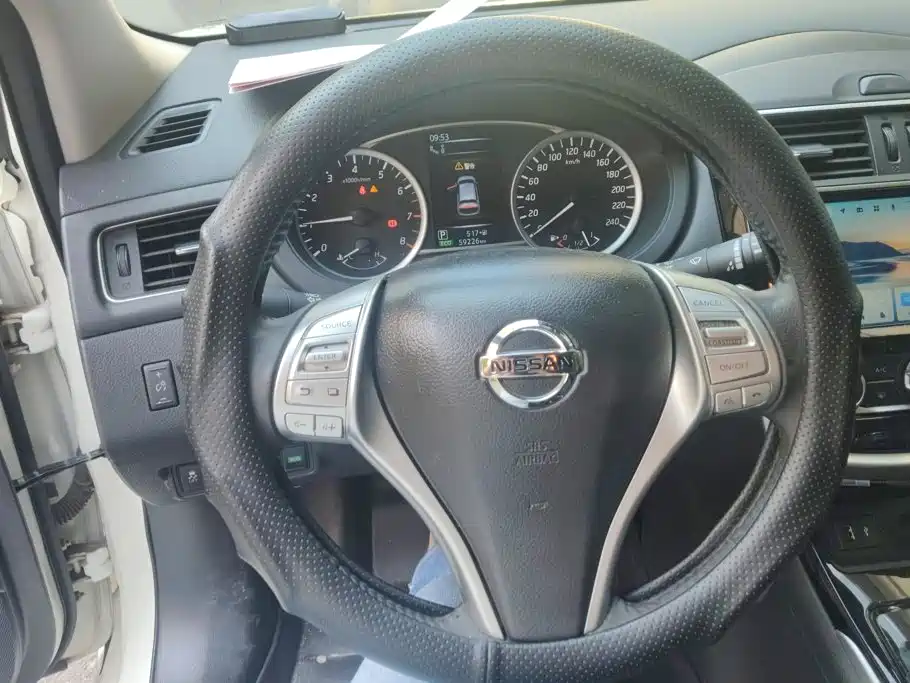Nissan Tiida 2020 — фото 15