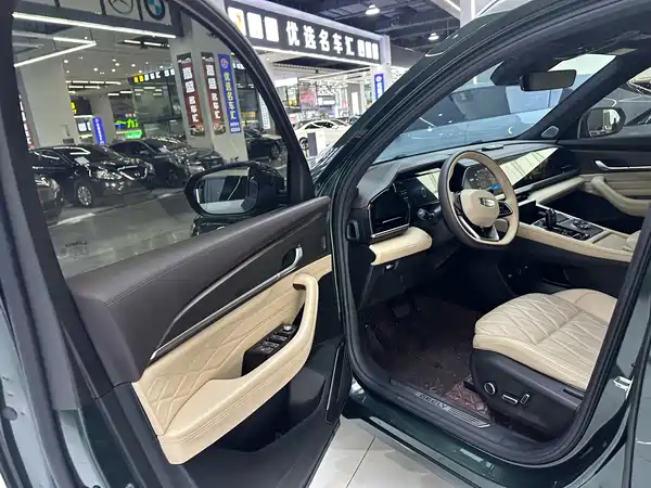 Geely Xingyue L 2024