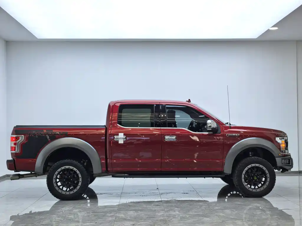 Ford F-150 Raptor 2019 — фото 2