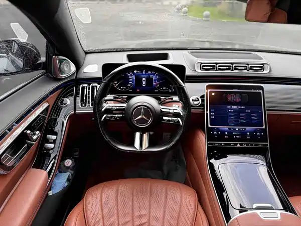 Mercedes-Benz S-Class 2021