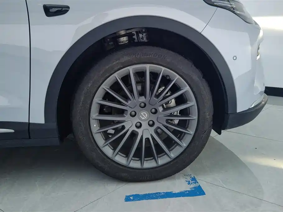 Leapmotor C11 2025