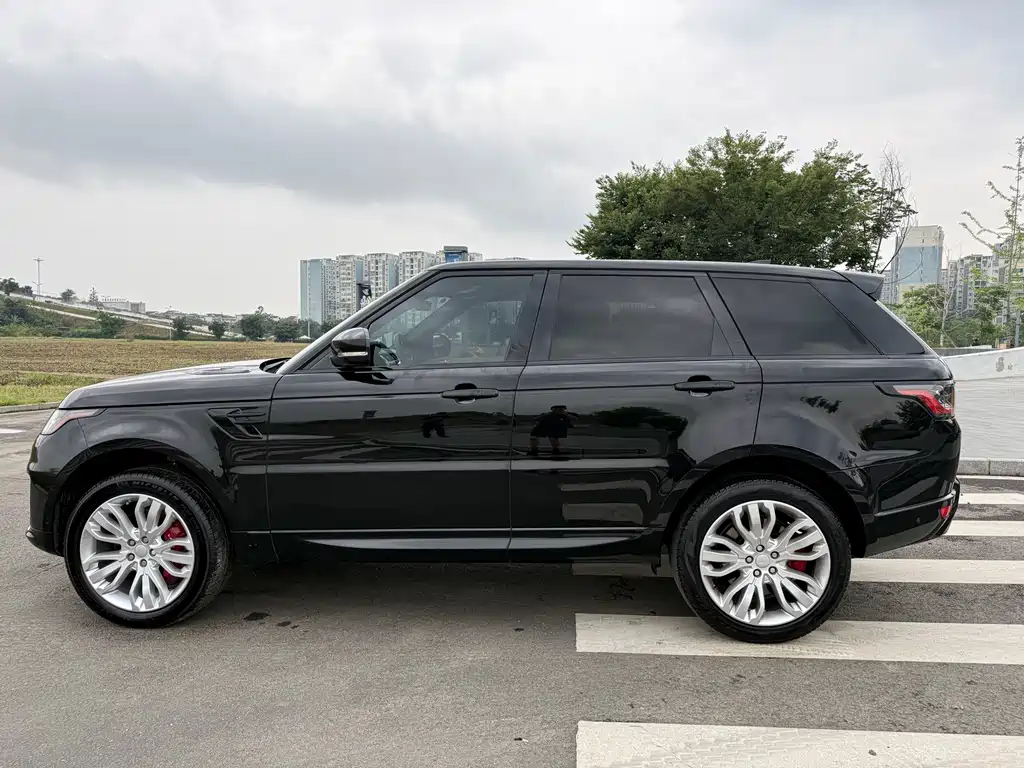 Land Rover Range Rover Sport 2018 — фото 8