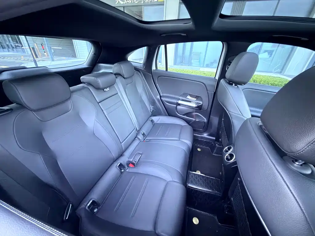 Mercedes-Benz GLA 2022 — фото 13