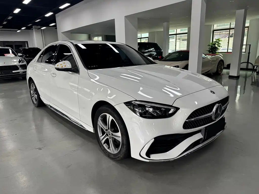 Mercedes-Benz C-Class 2022 — фото 3