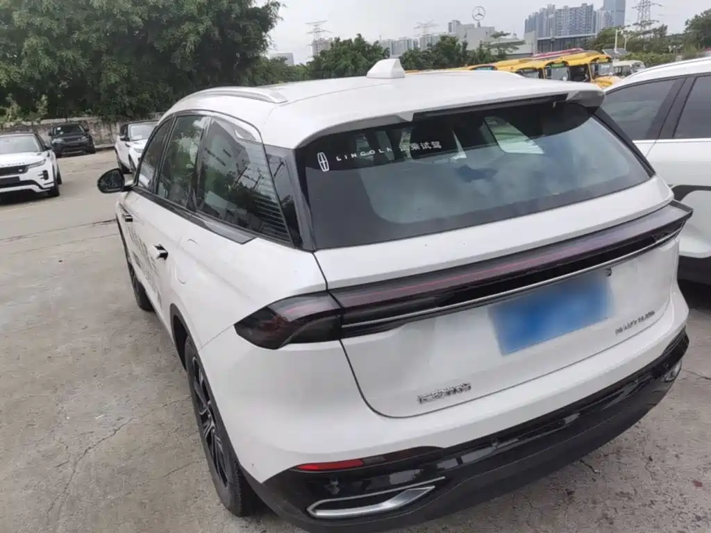 Lincoln Nautilus 2023