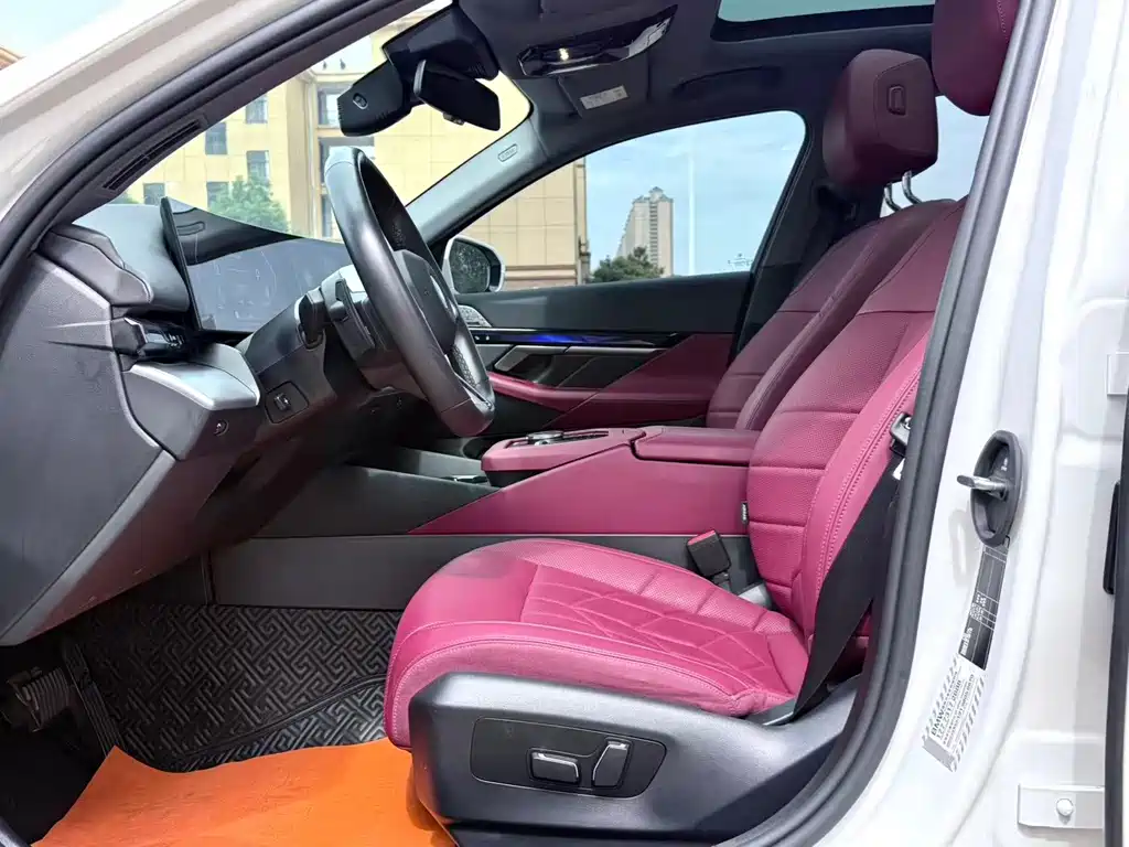 BMW 5 Series 2024