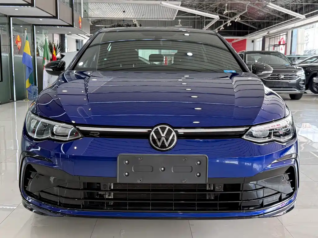 Volkswagen Golf 2023