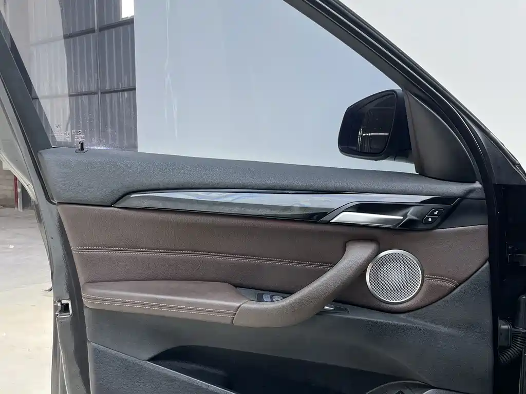 BMW X1 2022 — фото 13