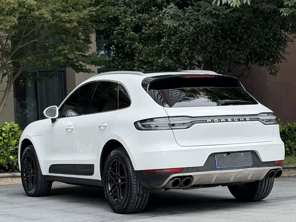 Porsche Macan 2017 — фото 9