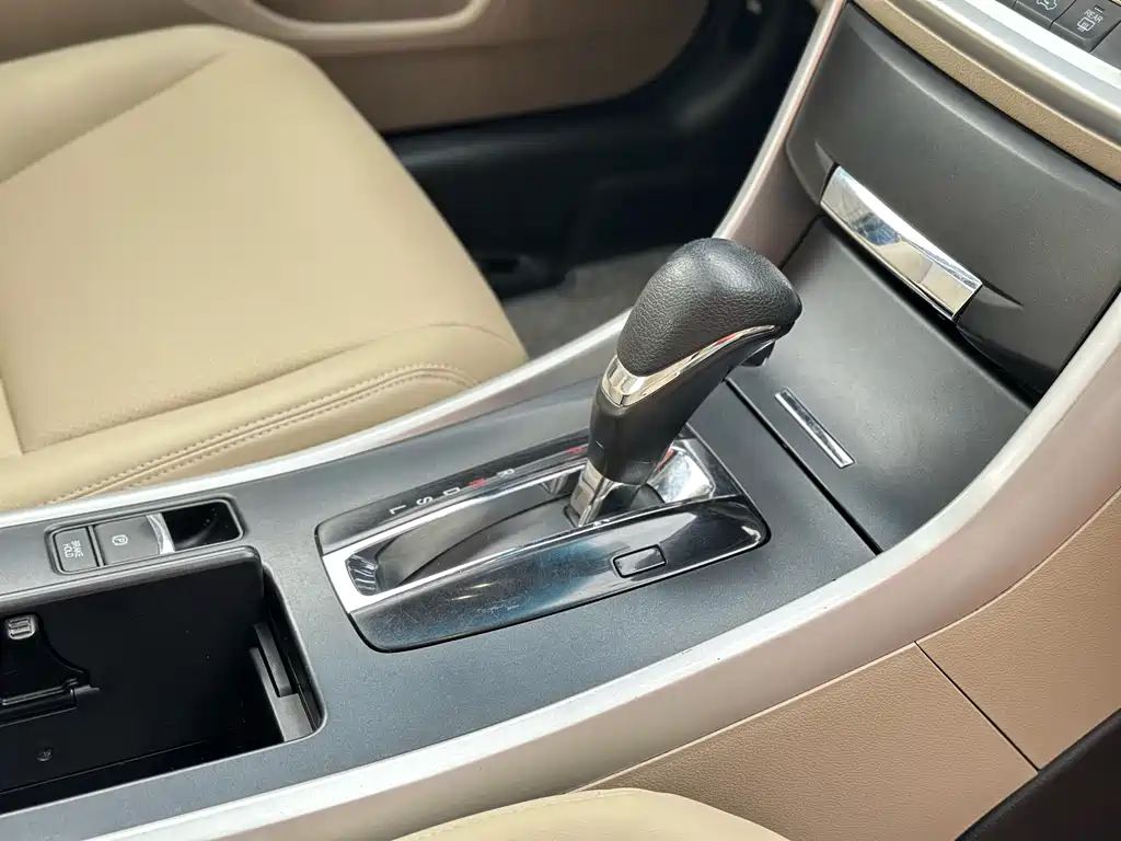 Honda Accord 2014 — фото 24