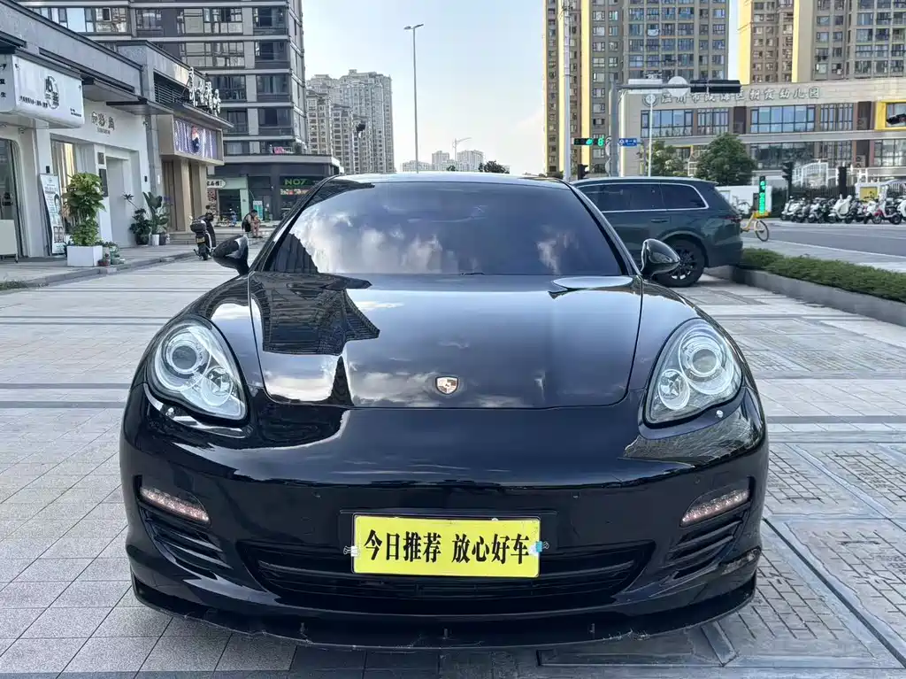 Porsche Panamera 2010