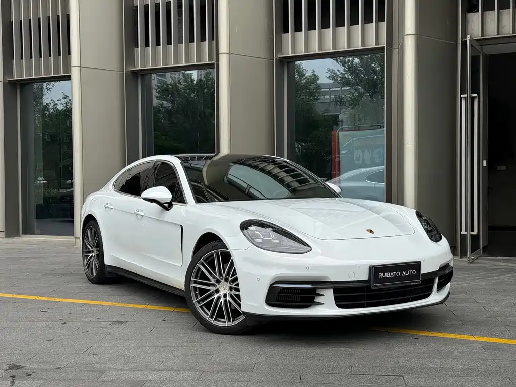 Porsche Panamera 2021 — фото 2